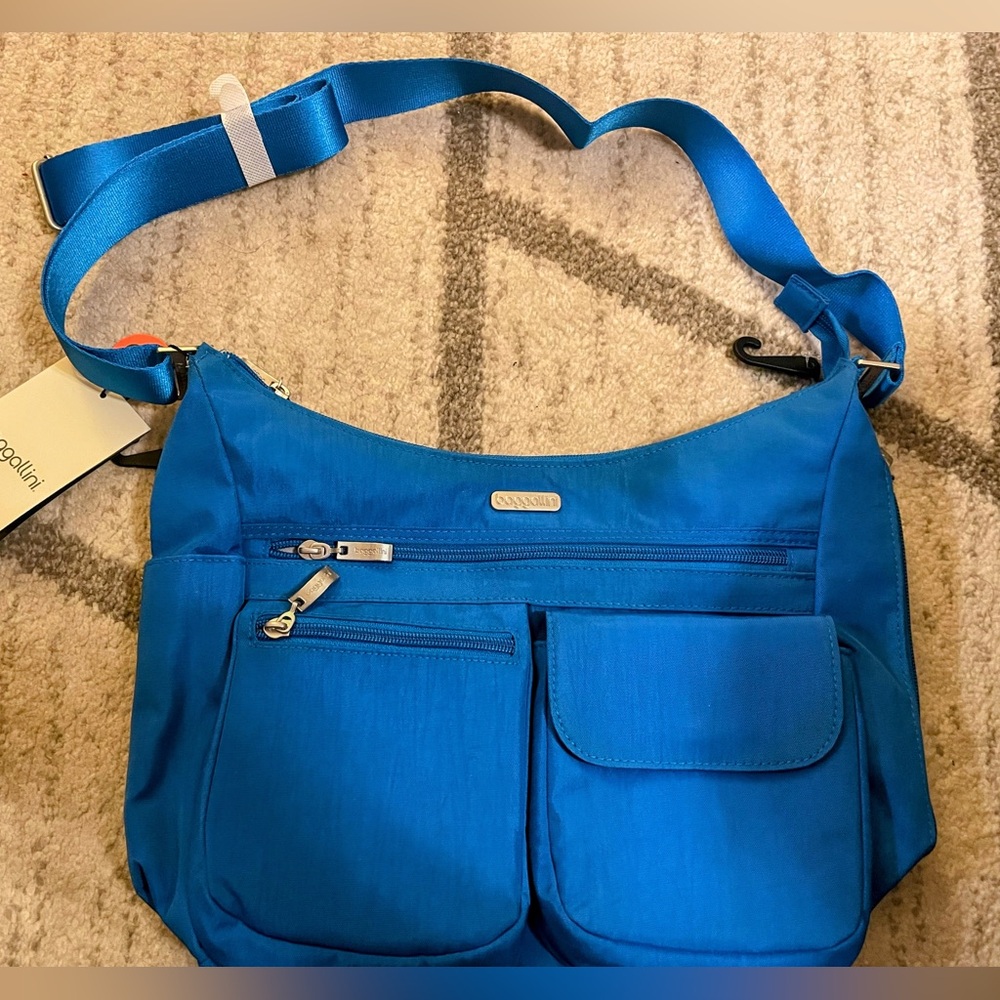 NWT Baggallini Everywhere Bagg Director's Blue w/wallet